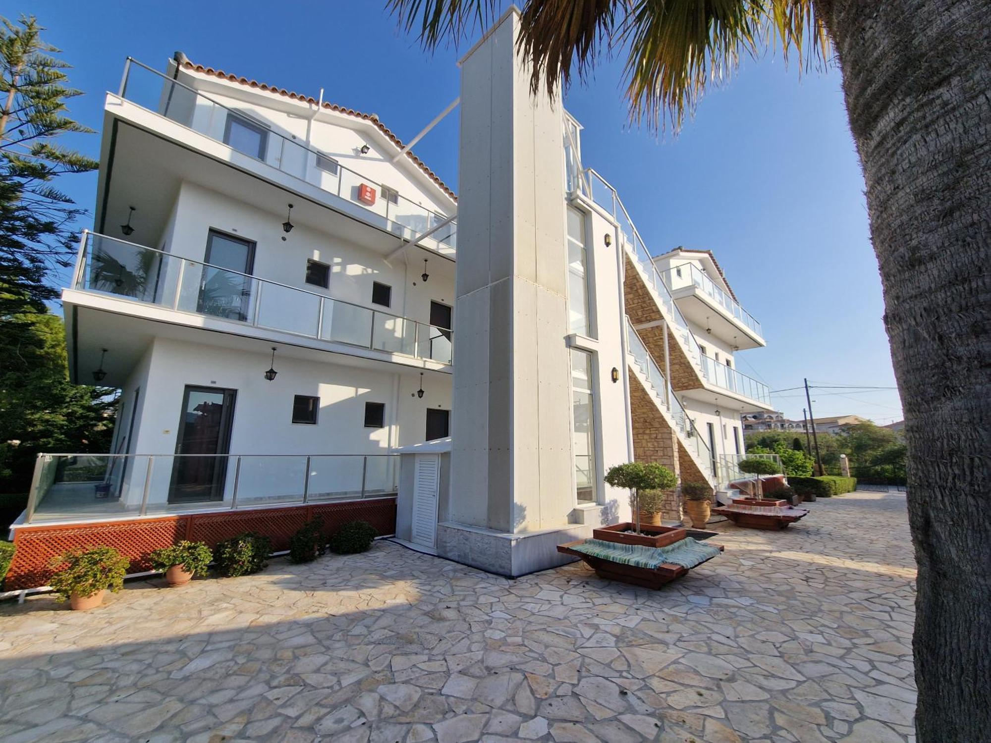 Pettas Apartments Zakynthos Town Exterior photo