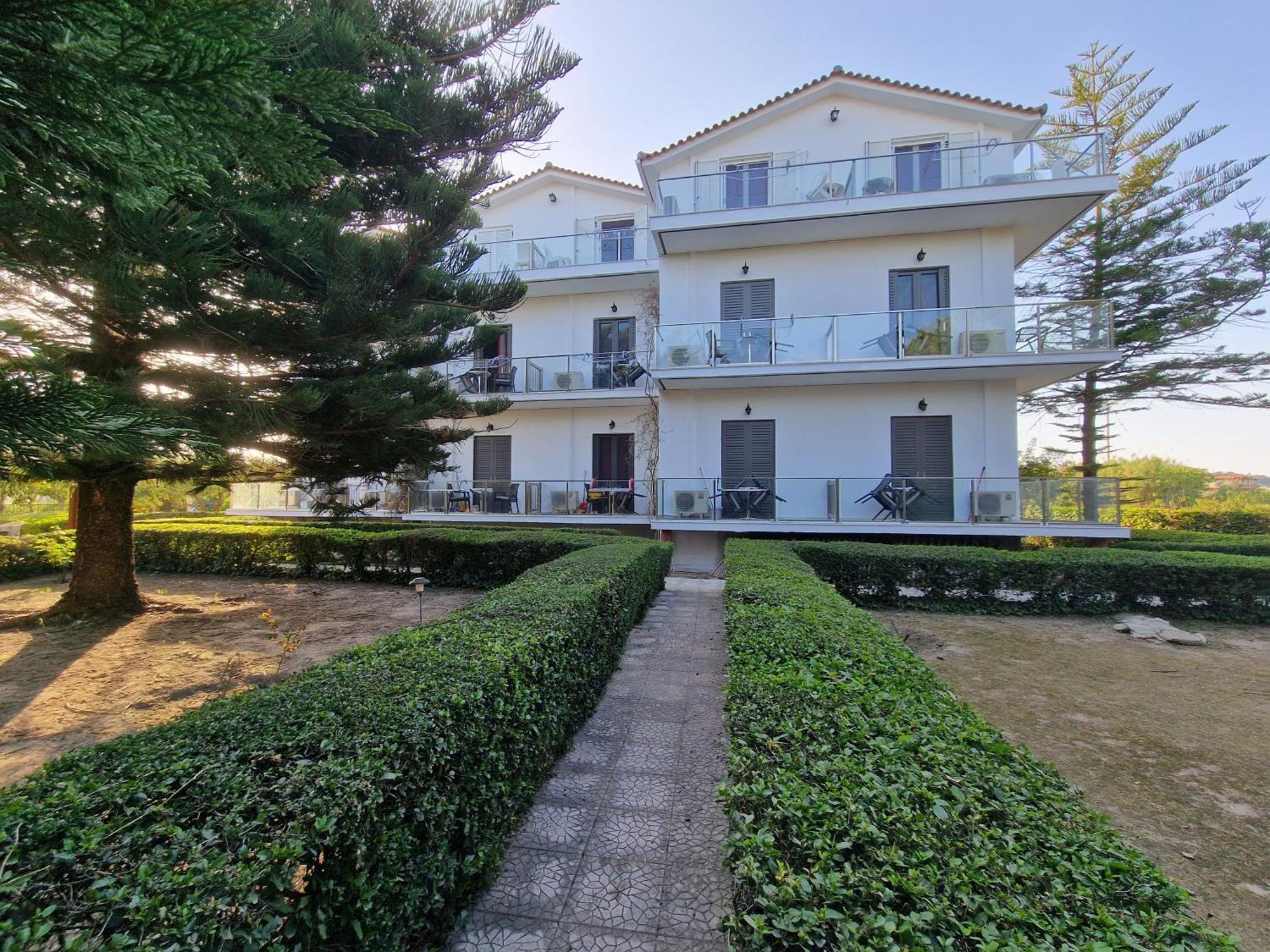 Pettas Apartments Zakynthos Town Exterior photo